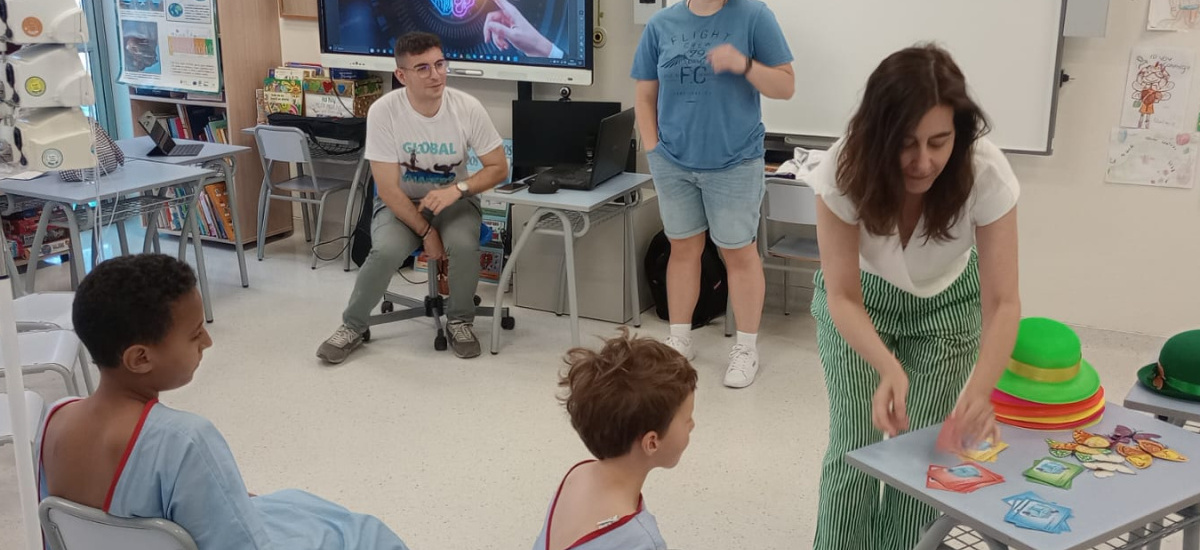 Ingeniosanos finaliza su programación del curso con un taller sobre el uso de la IA y las redes sociales